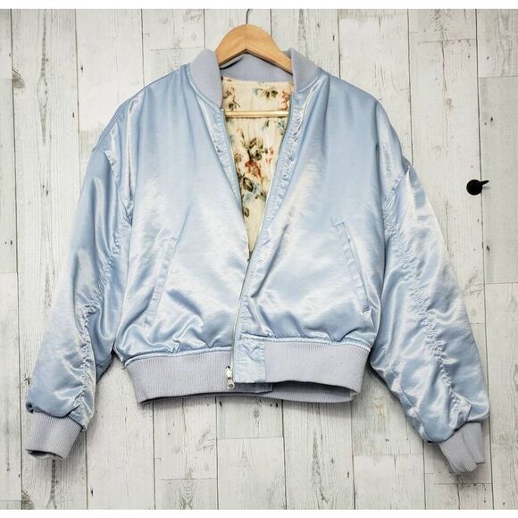 Urban Outfitters Cara Reversible Satin Floral Velvet Puffer Jacket Sz. Sm. - Picture 3 of 13